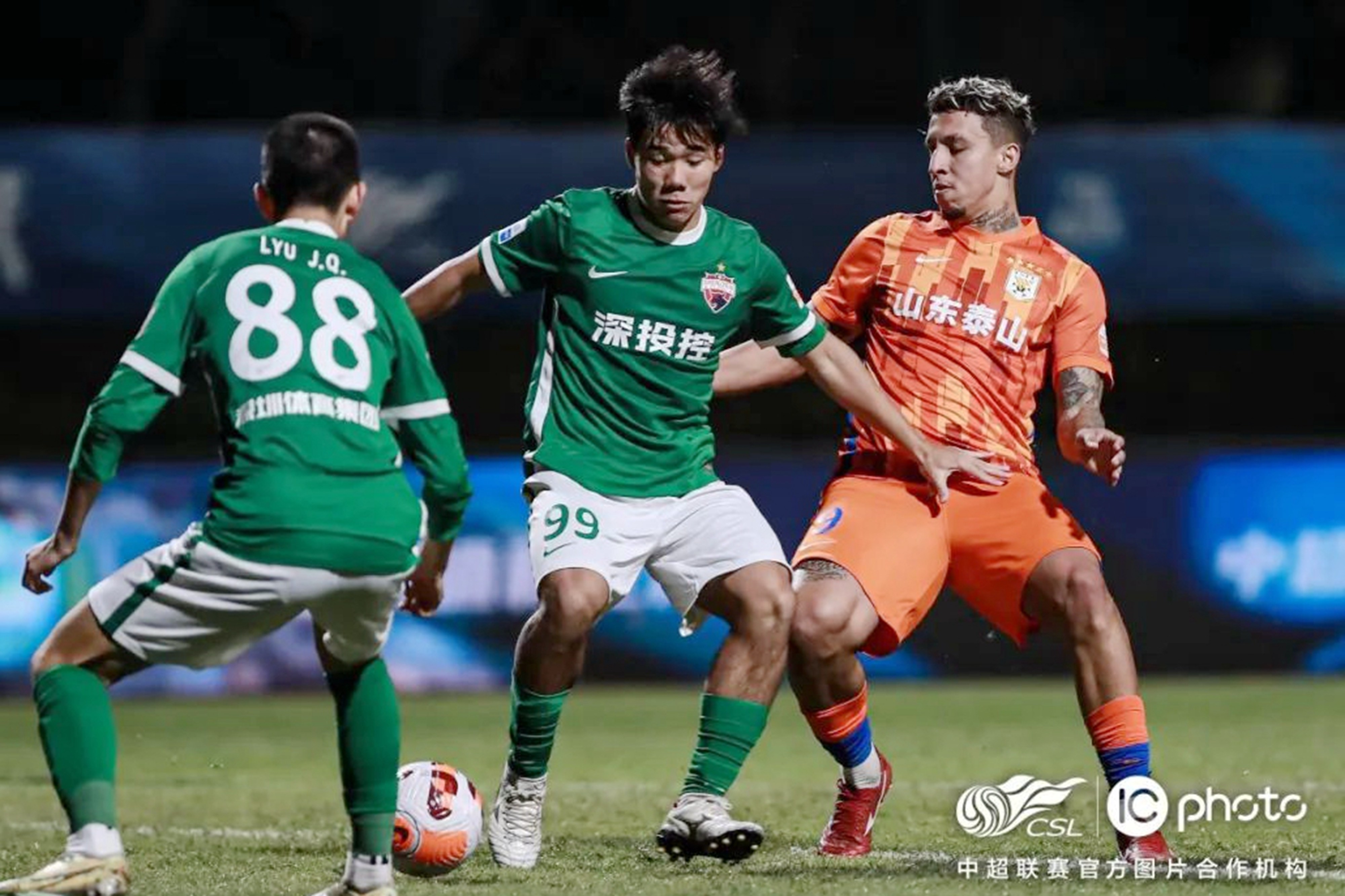 关于赛前费城76人调整名单以备中超萨拉赫连续十二场比赛得分超过惊艳表现，切尔西冲刺阶段迎来里程碑瞬间刷屏的信息