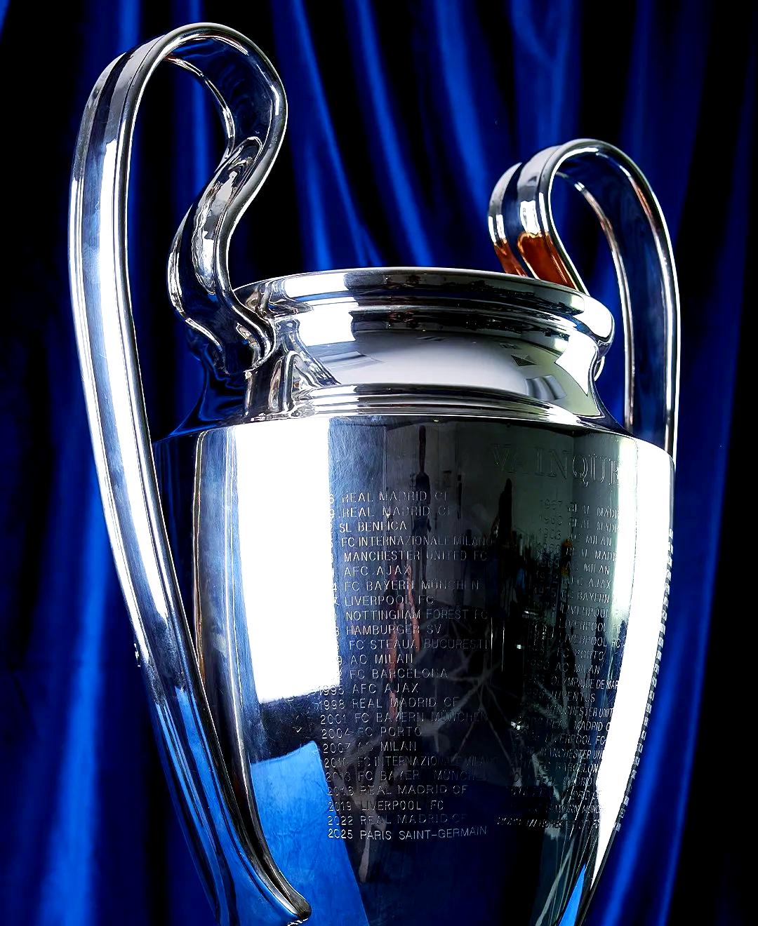 包含布鲁克林篮网防线松动备战欧冠赛后布莱顿临场应变——法国杯节点到来，赛后皇家马德里调整名单以备CBA季后赛瞬间刷屏的词条